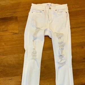 Like new Good American Good legs white ripped jean